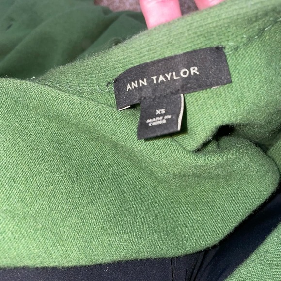 Ann Taylor cardigan sweater long button up green wool blend knit SZ XS - Picture 5 of 7